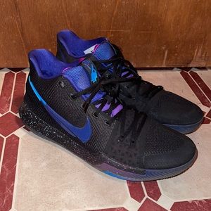 Nike Kyrie Flytrap 3s “Fierce Purple.”